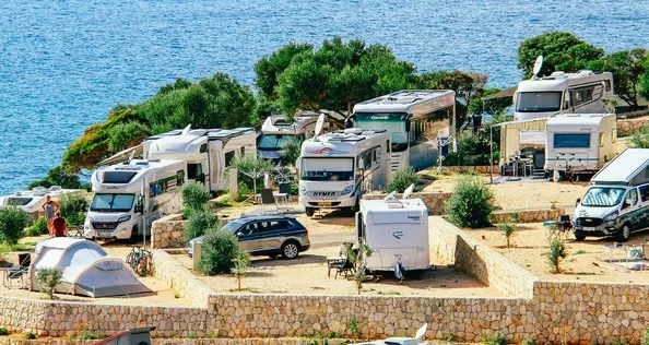 Summer Motorhomes